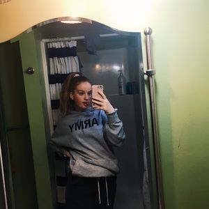 Meet your Posher, Sophia